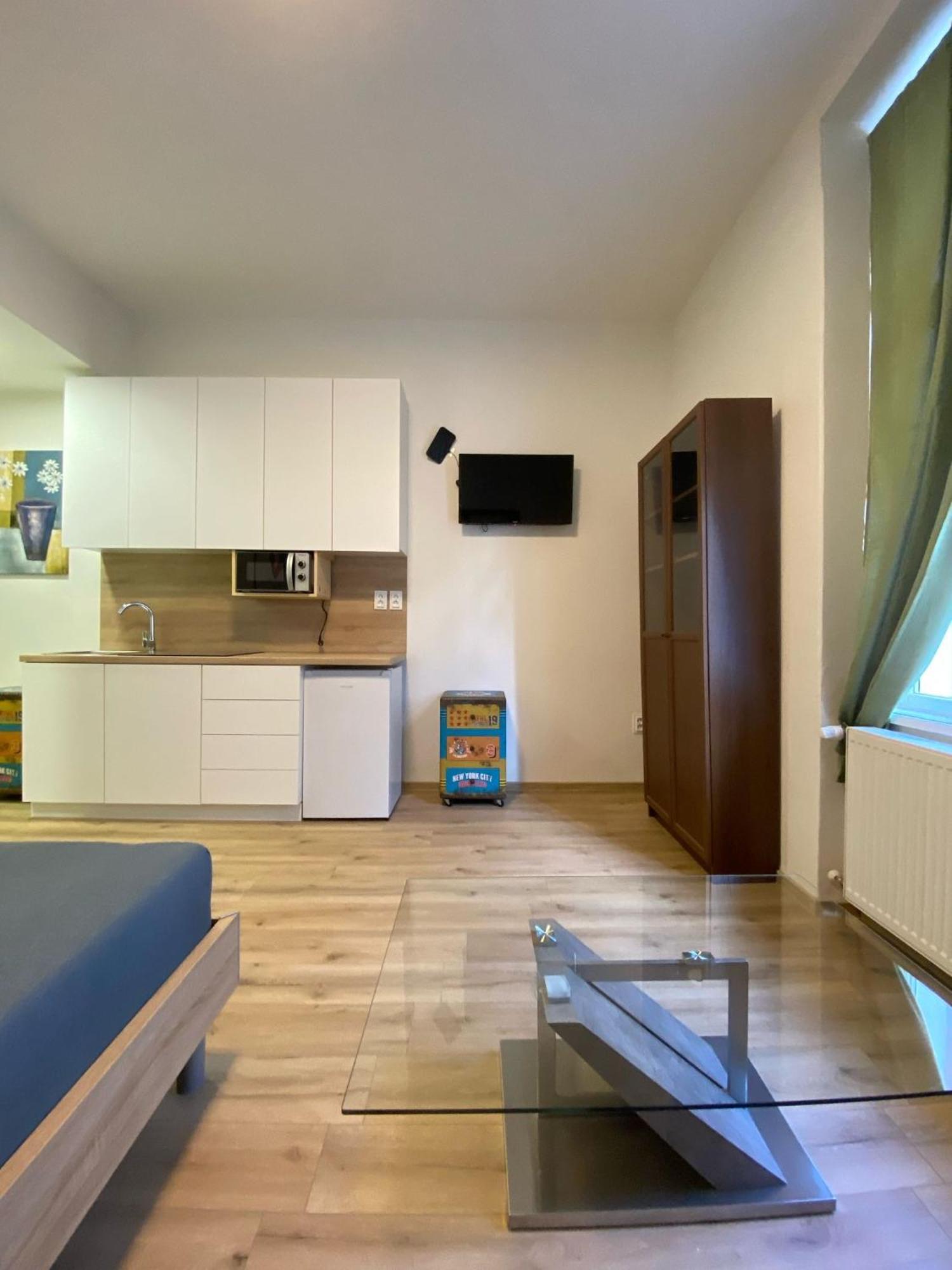 Garsoniera Ostrava City Centr, Na Hradbach 118 Exteriör bild