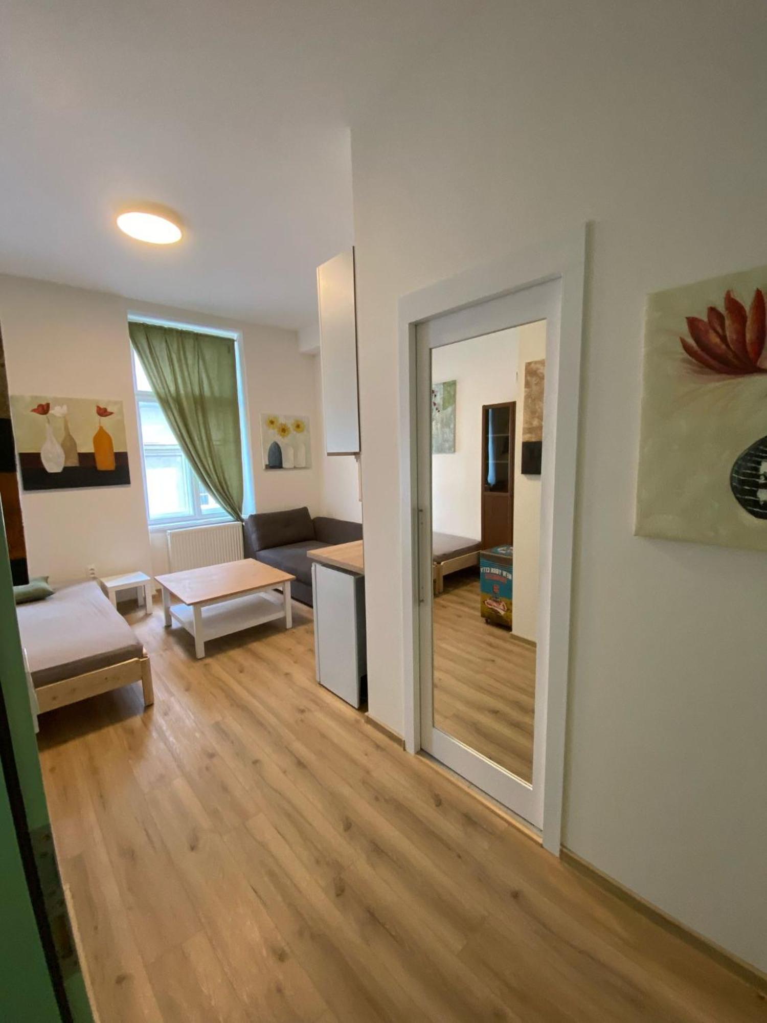 Garsoniera Ostrava City Centr, Na Hradbach 118 Exteriör bild