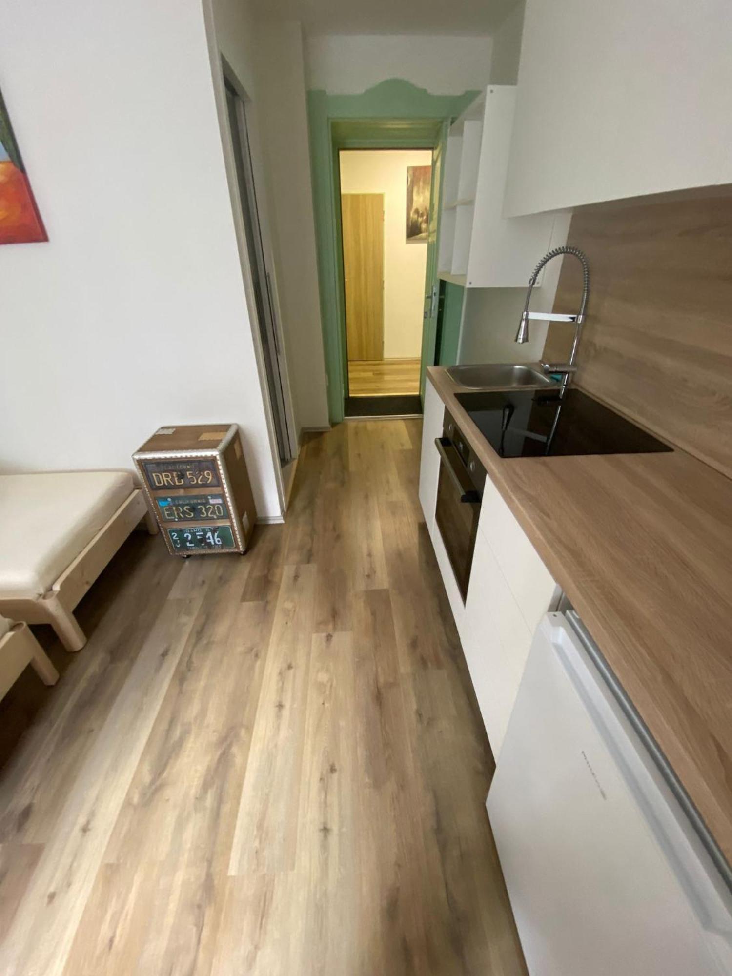 Garsoniera Ostrava City Centr, Na Hradbach 118 Exteriör bild