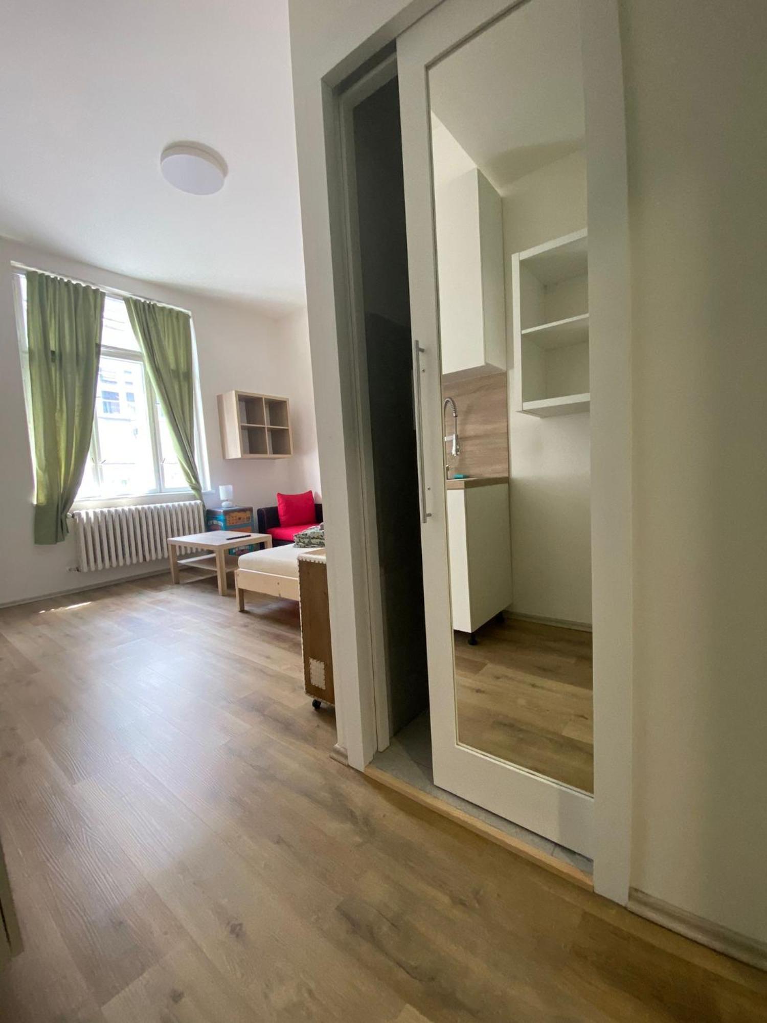 Garsoniera Ostrava City Centr, Na Hradbach 118 Exteriör bild