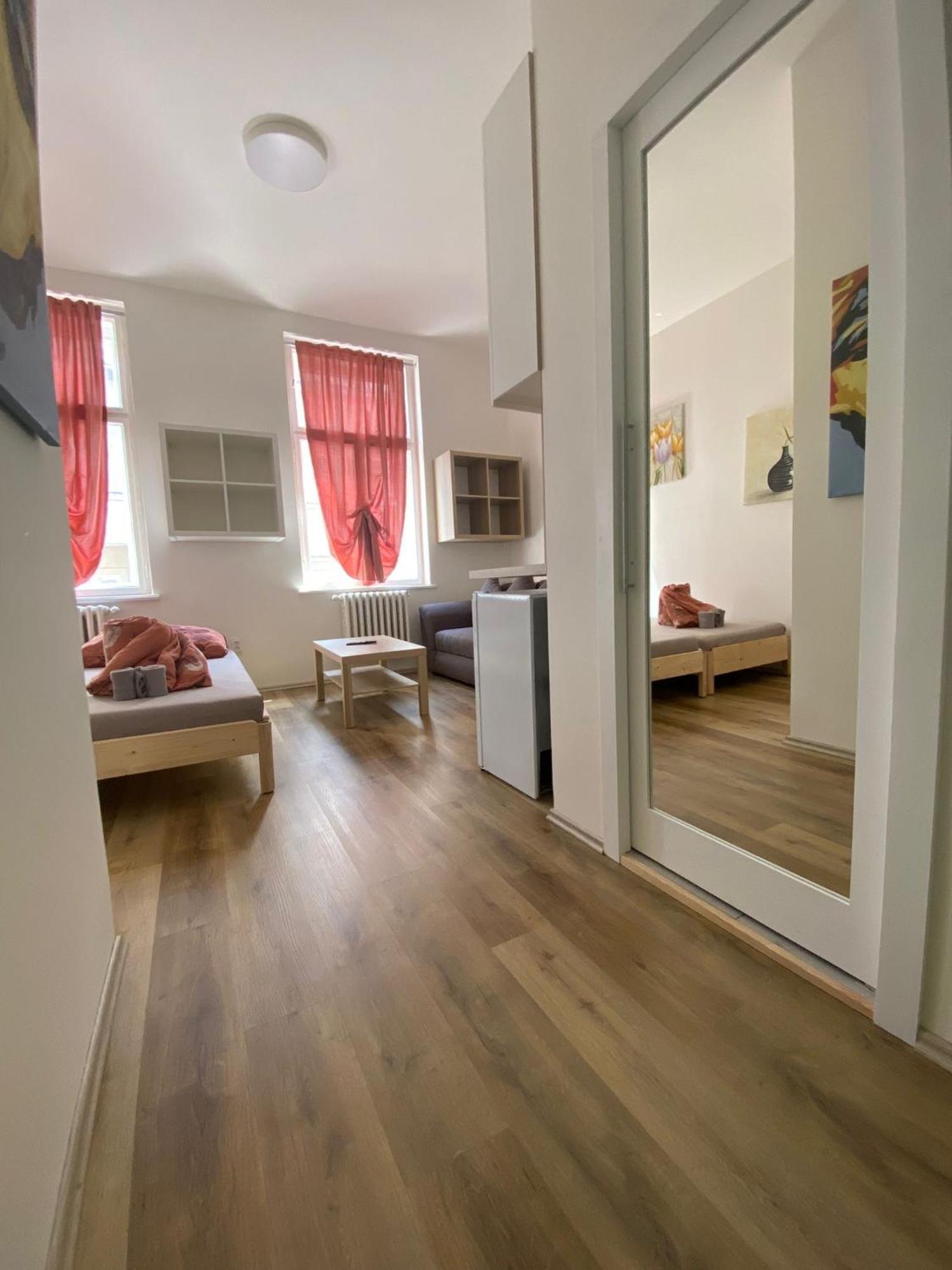Garsoniera Ostrava City Centr, Na Hradbach 118 Exteriör bild